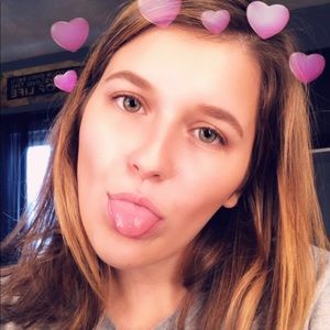 Meet your Posher, Alex